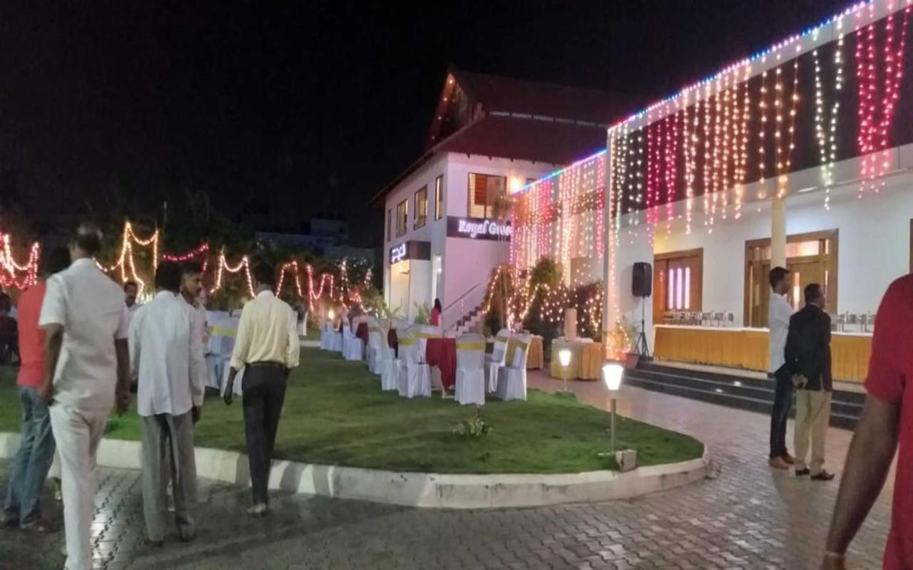 Hotel Kalyani Mysore Buitenkant foto