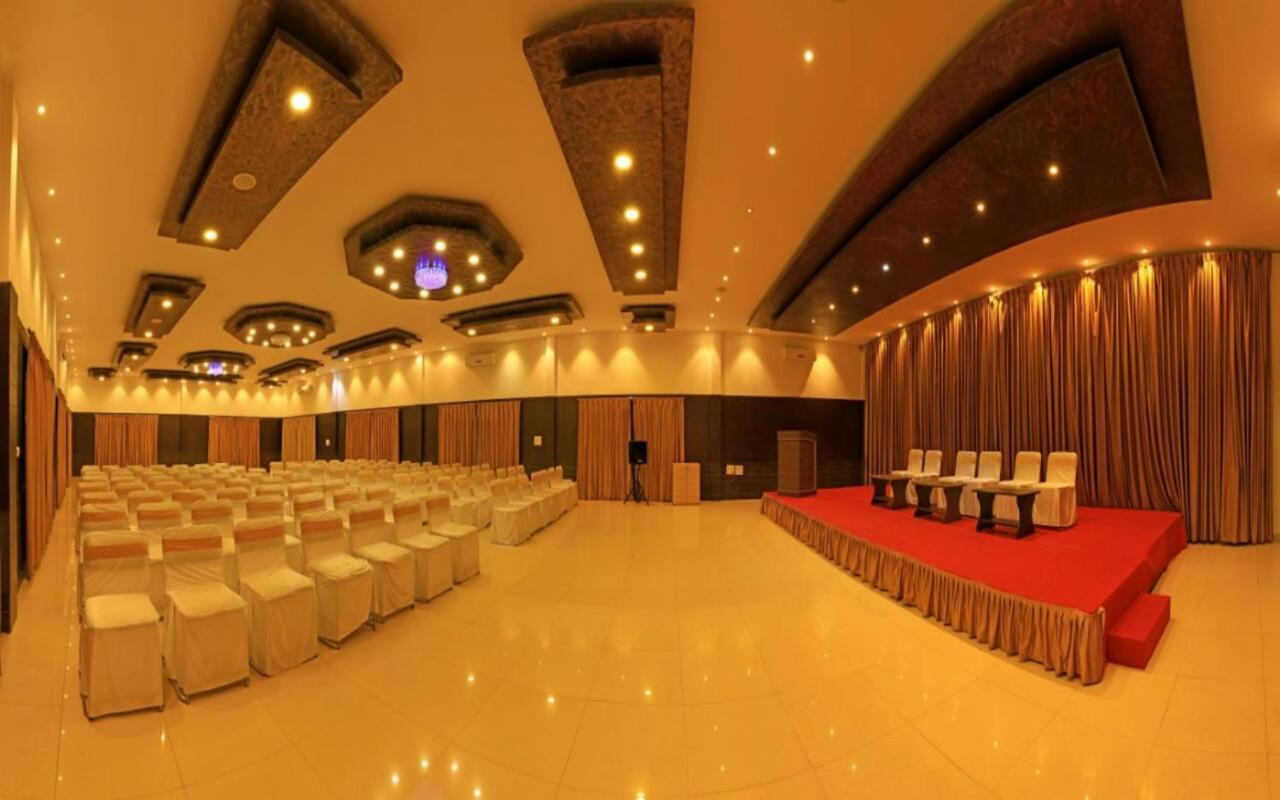 Hotel Kalyani Mysore Buitenkant foto