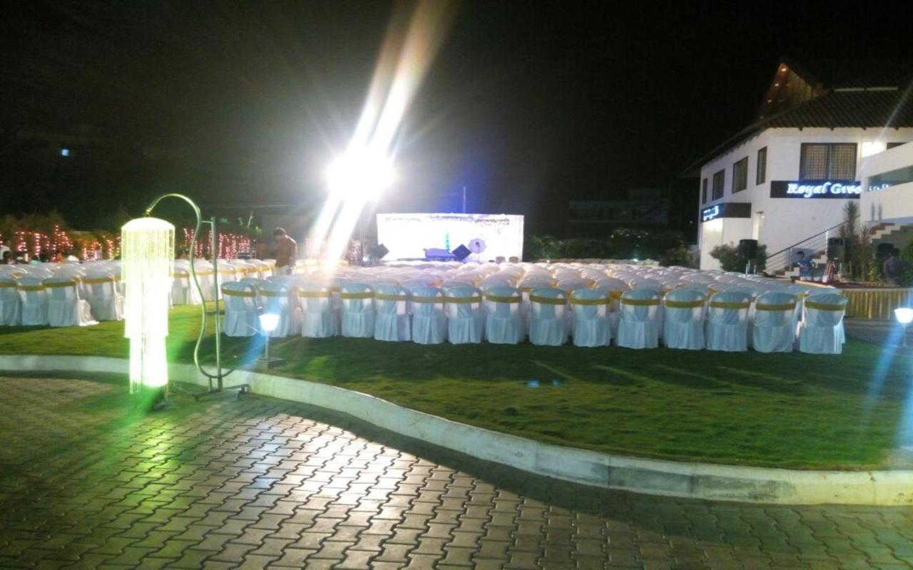 Hotel Kalyani Mysore Buitenkant foto