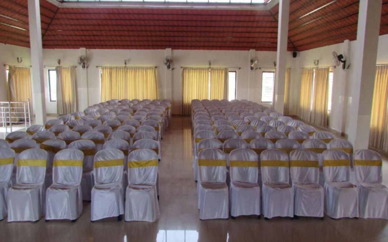 Hotel Kalyani Mysore Buitenkant foto