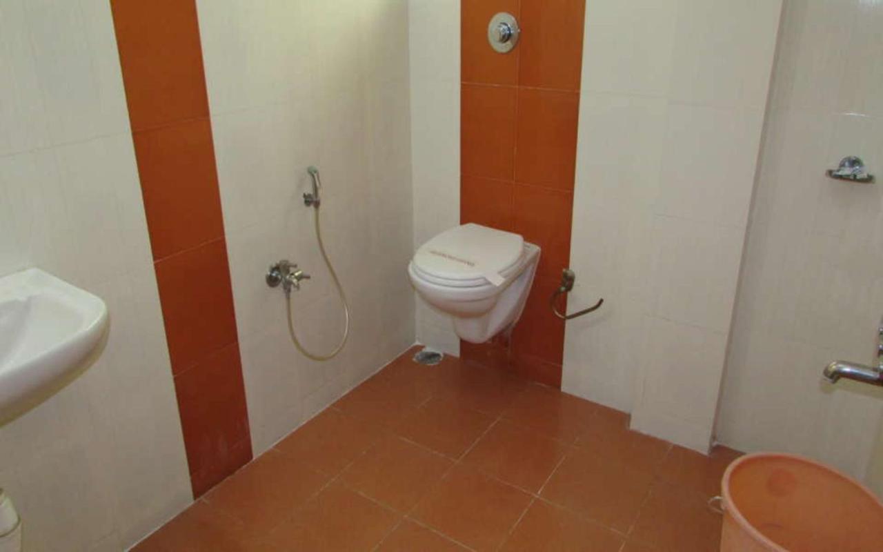 Hotel Kalyani Mysore Buitenkant foto