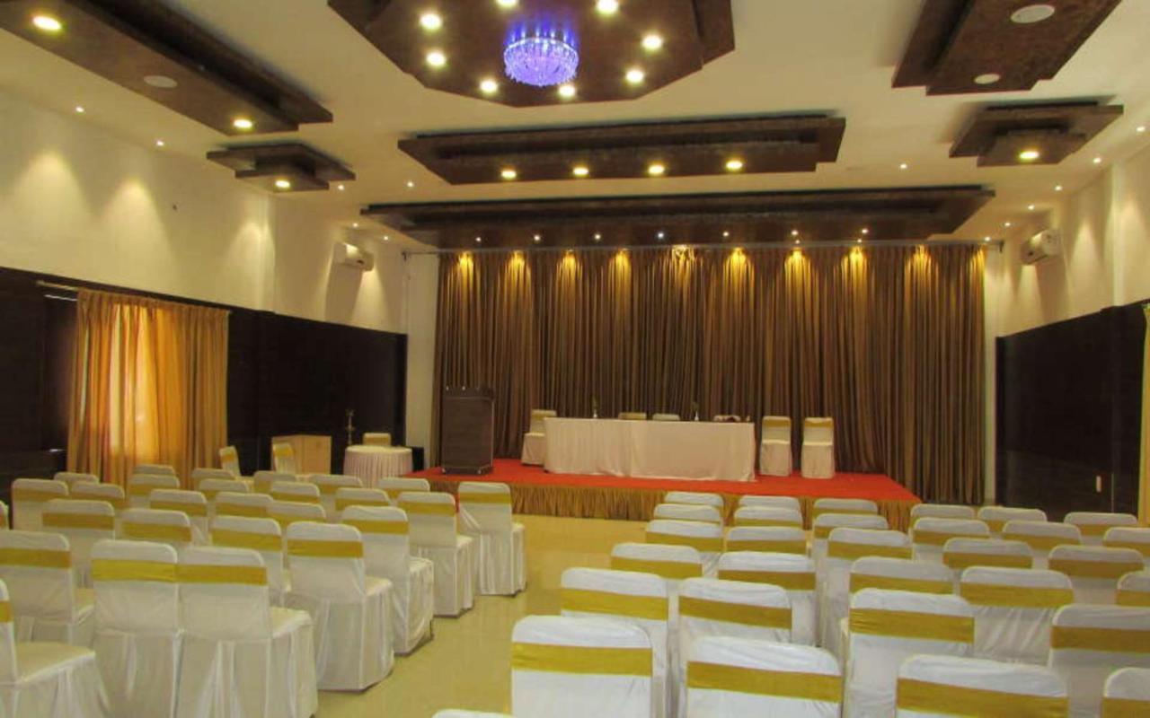 Hotel Kalyani Mysore Buitenkant foto