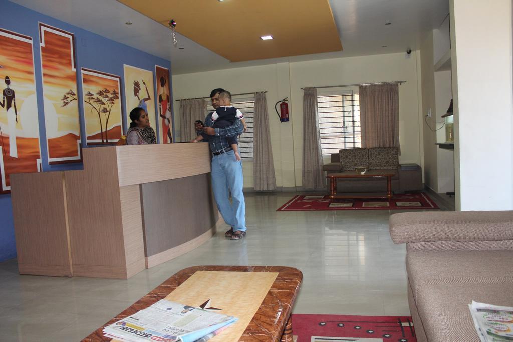 Hotel Kalyani Mysore Buitenkant foto