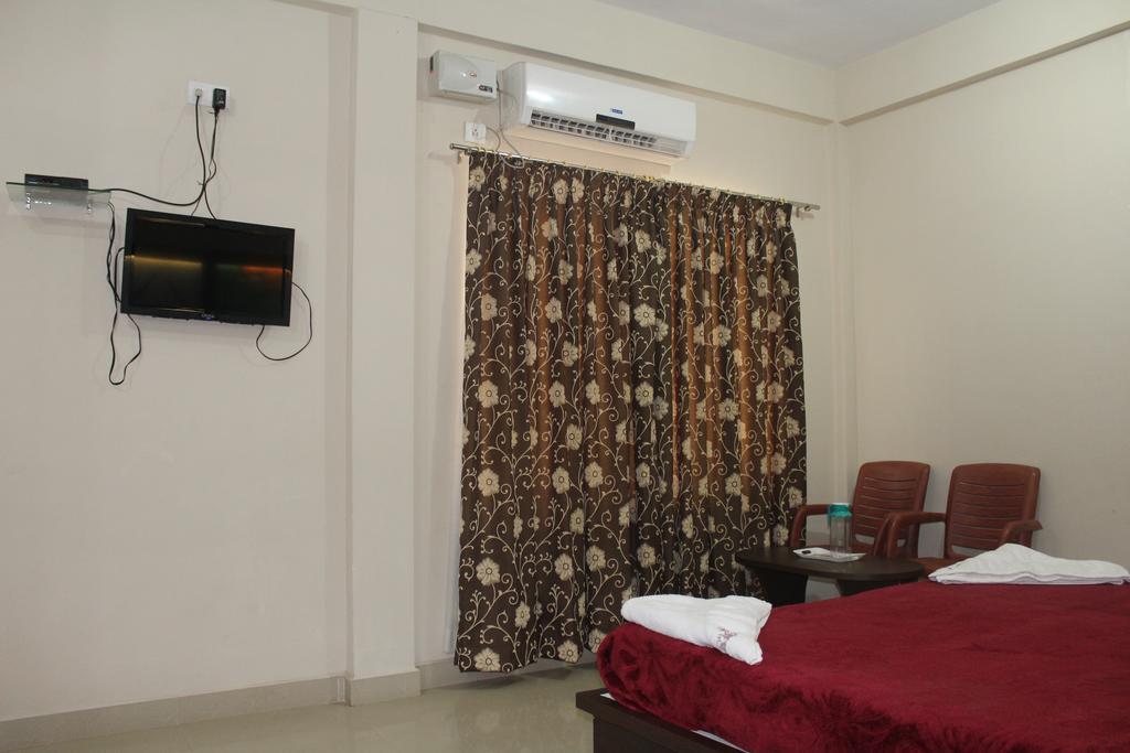 Hotel Kalyani Mysore Buitenkant foto